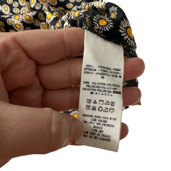 Free People SIZE 6 Phoebe Black Daisy Printed A-Line Skater Mini Skirt - Picture 7 of 7